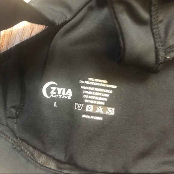 ZYIA Active Sports Bra - Picture 4 of 5